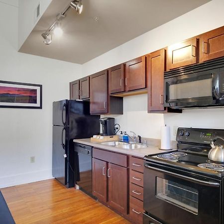 Apartment With King Bed In Downtown Louisville Eksteriør billede