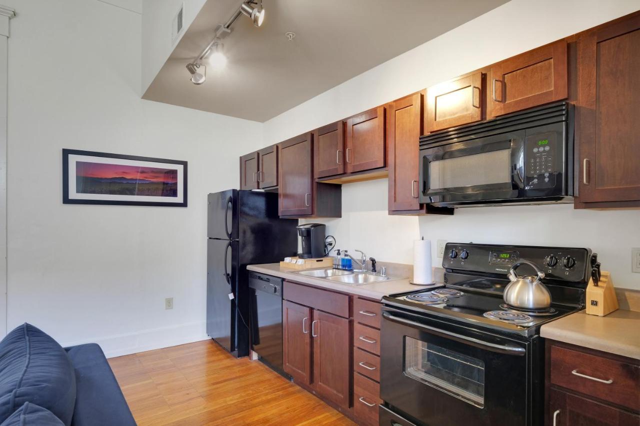 Apartment With King Bed In Downtown Louisville Eksteriør billede